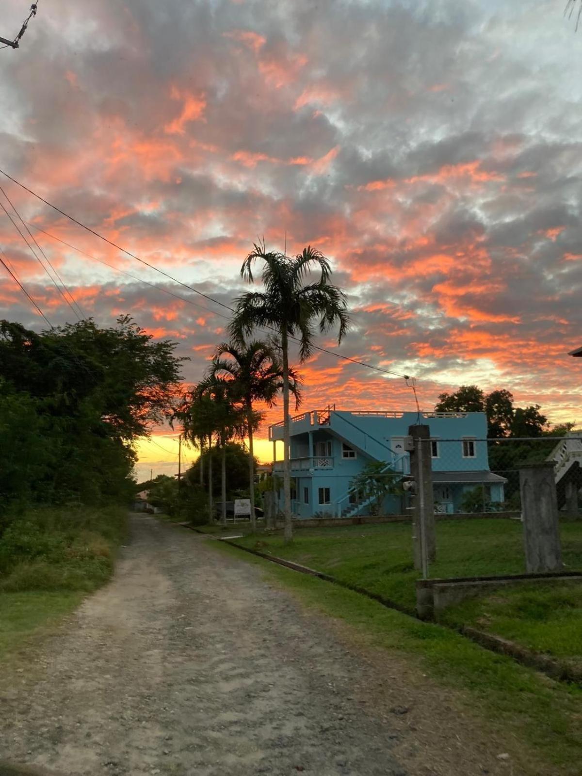 Tranquility Suites- Feels Like Home Choiseul Exterior foto